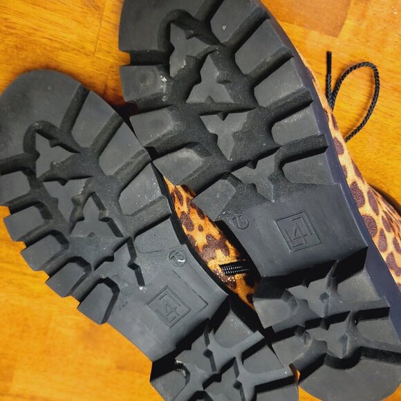 Lust for Life ~ Sz 7.5 ~ High Top Hiking Boots ~ NWOT - Picture 5 of 9